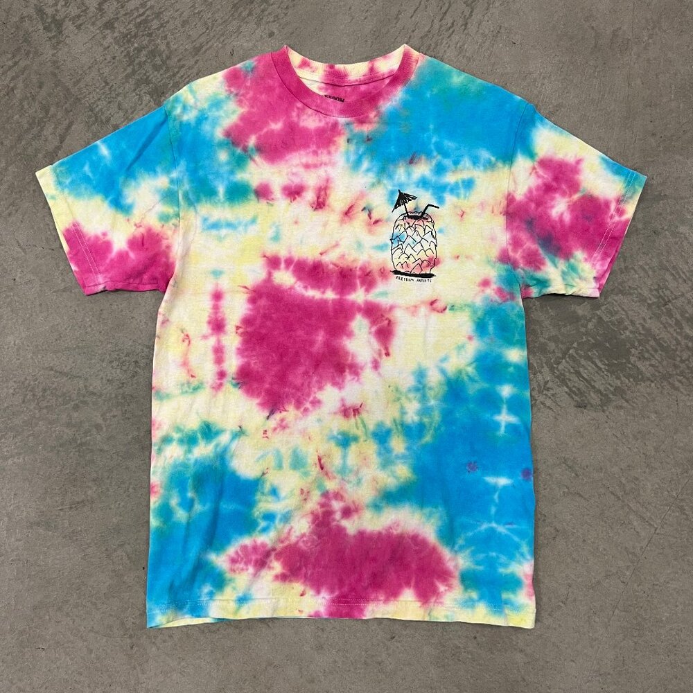Men's Freedom Artists Tie Dye Shirt, Medium
